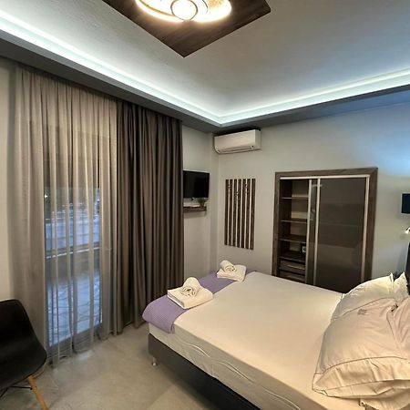 Avra Comfort Rooms 尼坡帝 外观 照片