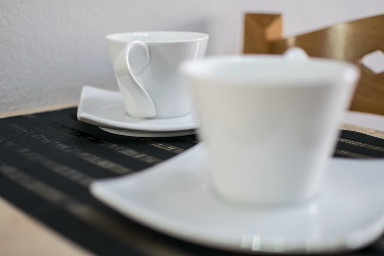 Avra Comfort Rooms 尼坡帝 外观 照片